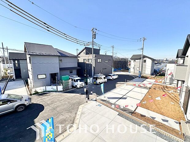 その豊かな眺望にふさわしい空間には、通風・採光にも優れ、心地よい光と風があふれています。