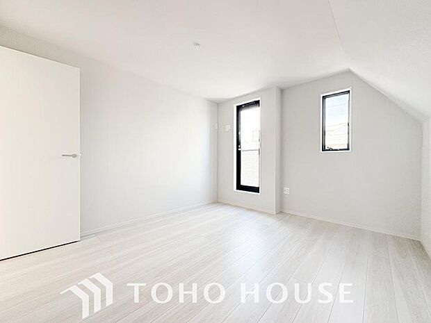 生活感を感じない空間では落ち着く事はできません。絶妙な雰囲気、配色、素材感を意識してコーディネート。