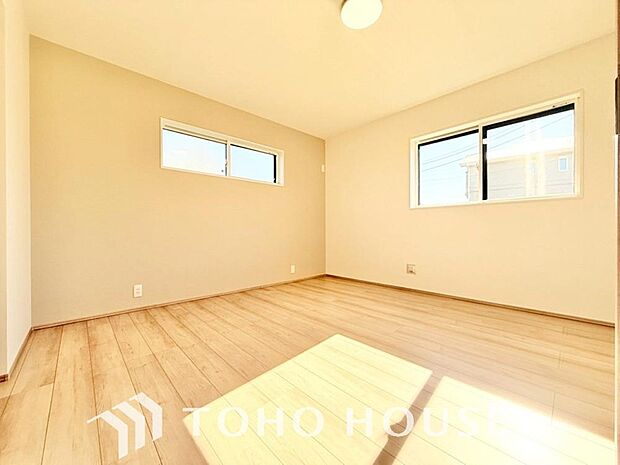 暖色系の照明は、心理的にも落ち着きを得られやすいそうです。