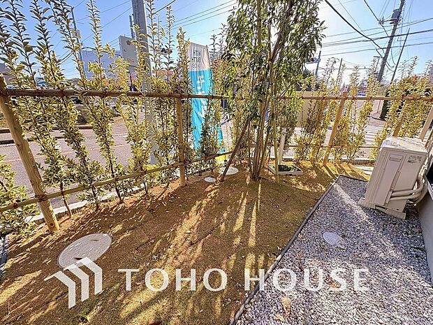 ここに住まう方々へ余すこと無く太陽の恵みを届けられるように計画・設計されております。