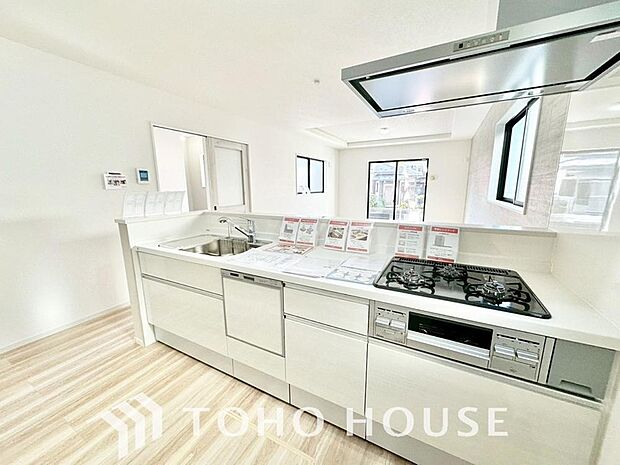 広々としたキッチンスペースで快適に作業ができると、毎日のお料理もより一層楽しく取り組めそうですね。