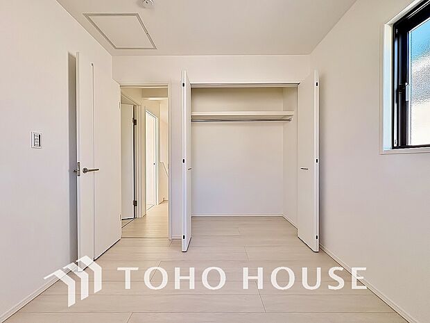 少しでも空いているスペースを収納にすることで、無駄のない空間を演出しております。