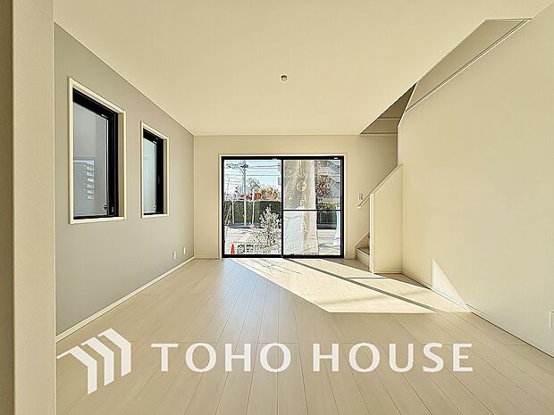 家は、ただ生活する場ではなく、笑顔の毎日、安らぎの日々のために、暮らしを愉しく、快適にする場所。