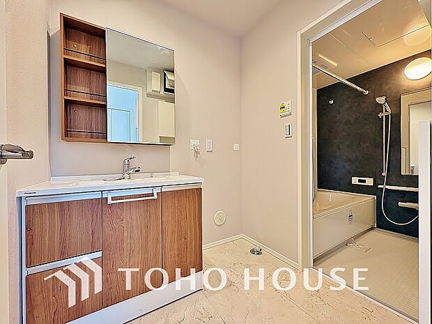 平日の朝であっても、落ち着きとくつろぎを感じられる。時間に余裕とゆとりを持たせます。