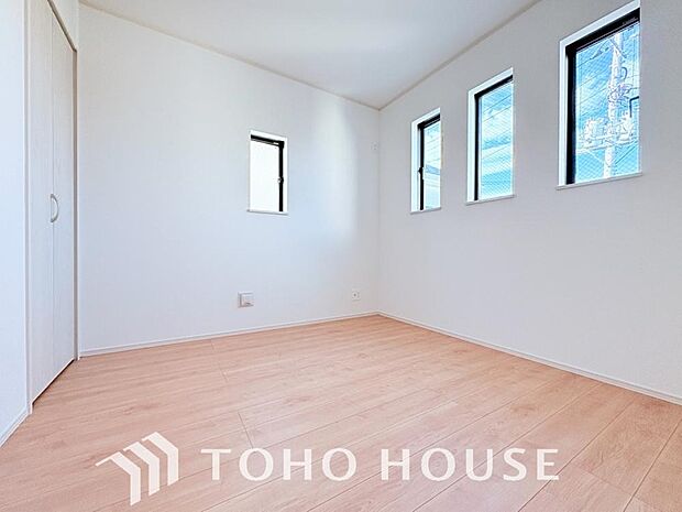 暖色系の照明は、心理的にも落ち着きを得られやすいそうです。