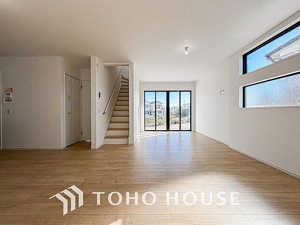 家は、ただ生活する場ではなく、笑顔の毎日、安らぎの日々のために、暮らしを愉しく、快適にする場所。