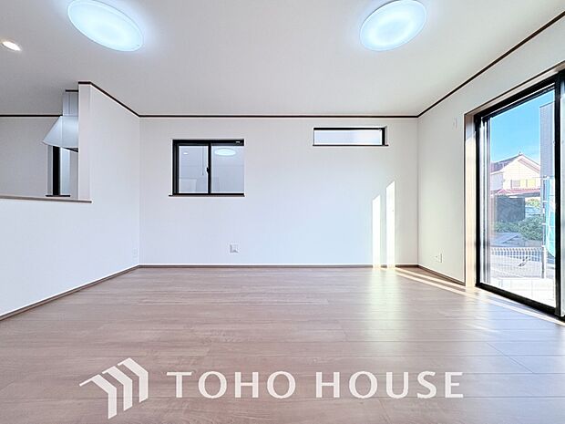 家は、ただ生活する場ではなく、笑顔の毎日、安らぎの日々のために、暮らしを愉しく、快適にする場所。