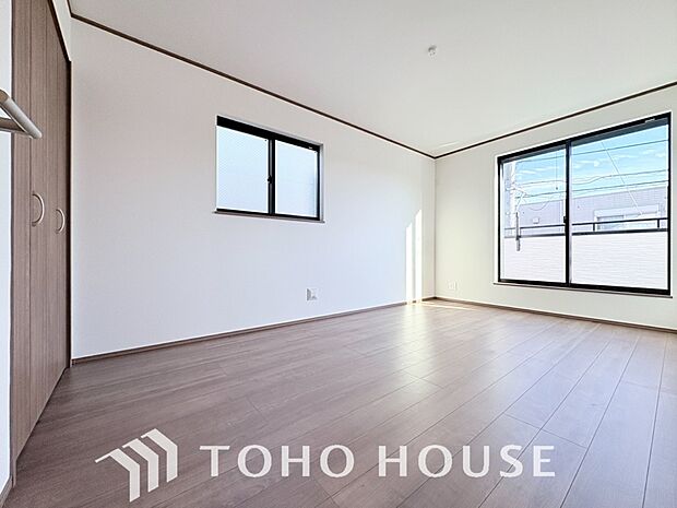 暖色系の照明は、心理的にも落ち着きを得られやすいそうです。