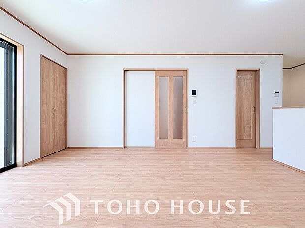 造りこんだ空間演出の妙が生み出す光と質のハーモニーはこの住宅のクオリティの良さを実感させてくれます。