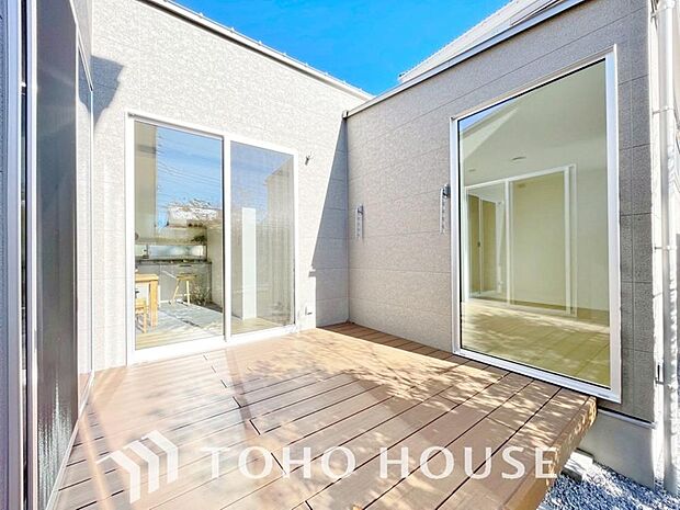 ここに住まう方々へ余すこと無く太陽の恵みを届けられるように計画・設計されております。