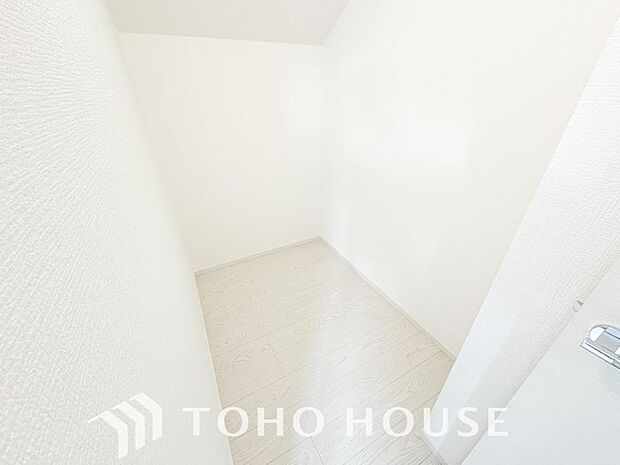 たっぷりと荷物が入るよう、ウォークインクローゼットを完備いたしました。