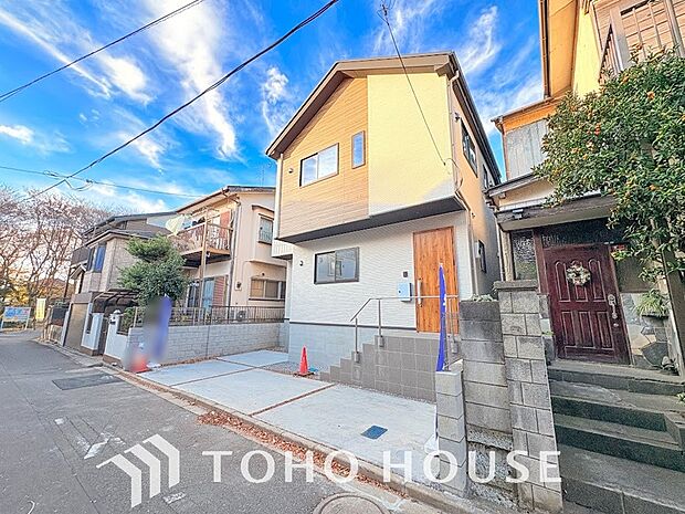 家のすぐ前に駐車場があるので、車の出入庫に時間がとられることもありません。