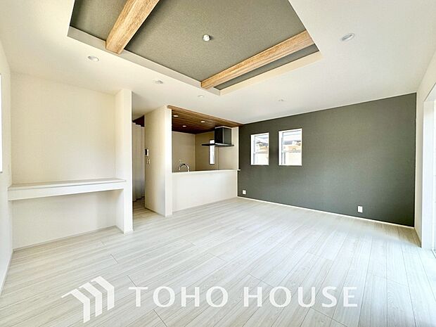 家は、ただ生活する場ではなく、笑顔の毎日、安らぎの日々のために、暮らしを愉しく、快適にする場所。