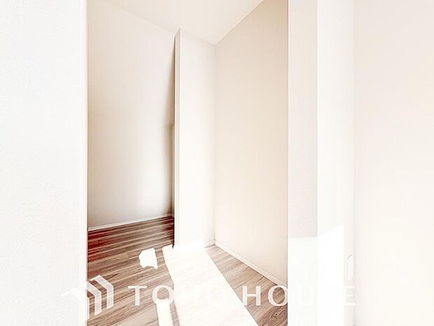 たっぷりと荷物が入るよう、ウォークインクローゼットを完備いたしました。