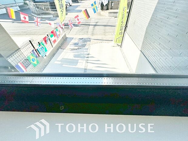 複層ガラスは結露を抑えたり、遮音にも効果を発揮します。