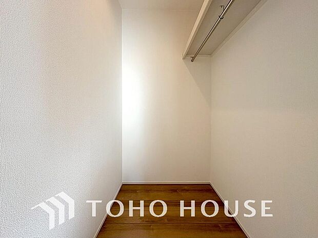 たっぷりと荷物が入るよう、ウォークインクローゼットを完備いたしました。