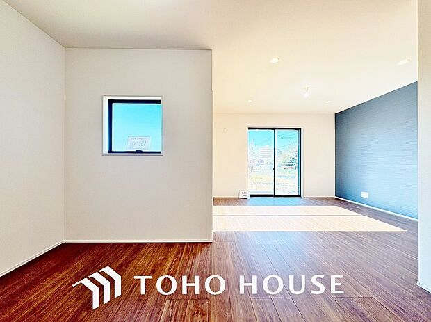 家は、ただ生活する場ではなく、笑顔の毎日、安らぎの日々のために、暮らしを愉しく、快適にする場所。