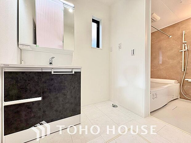 平日の朝であっても、落ち着きとくつろぎを感じられる。時間に余裕とゆとりを持たせます。