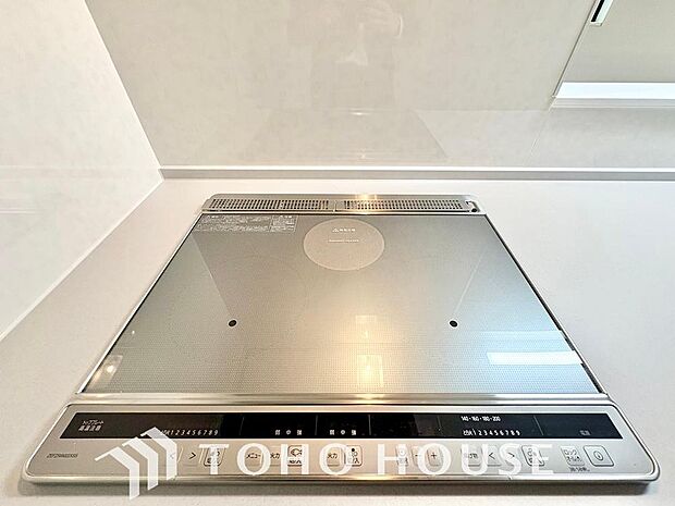 火を使わないので、吹きこぼれによる立ち消えの心配もなく、上昇気流も少ないので油の飛び散りが抑える事が出来ます。