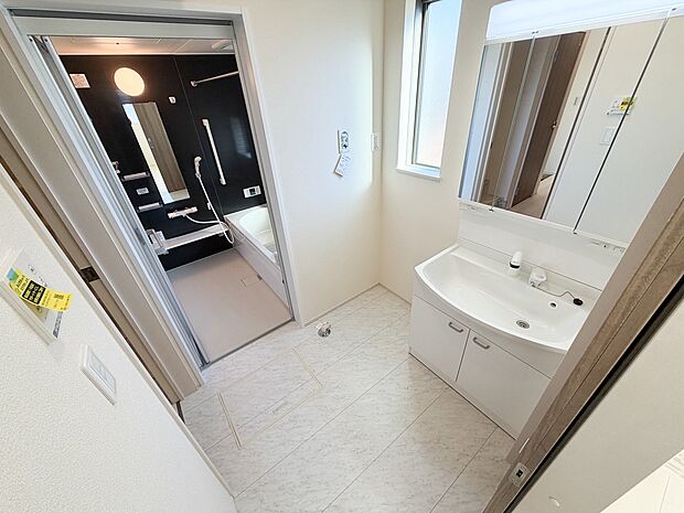 平日の朝であっても、落ち着きとくつろぎを感じられる。時間に余裕とゆとりを持たせます。