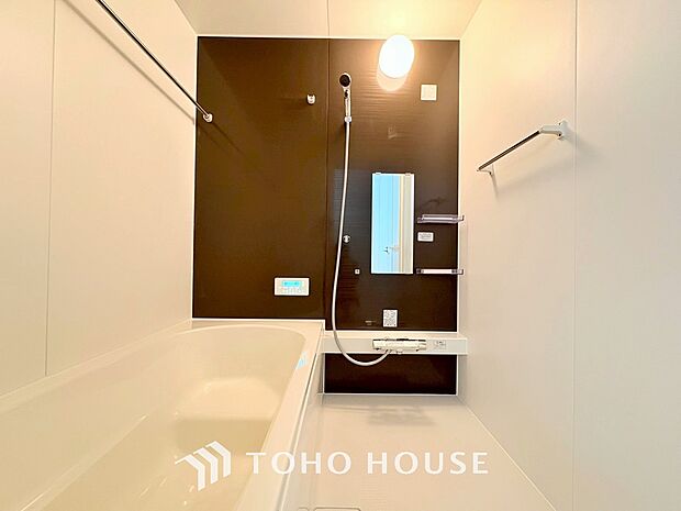 心地よいバスタイムを演出する浴室はゆとりあるサイズを採用。