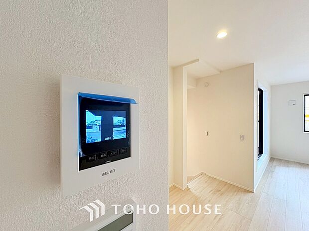 お子様の留守番時にも重宝する必須防犯アイテムです。留守中&在宅中も「見える安心」がそこにあります。