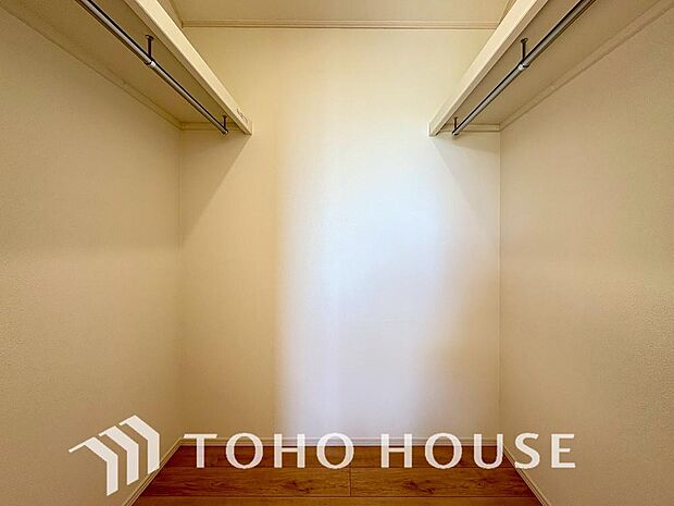 少しでも空いているスペースを収納にすることで、無駄のない空間を演出しております。