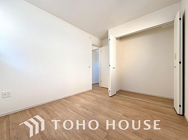 家具の配置がしやすい室内。趣味の部屋としても十分な広さを確保しており、快適にお使いいただけます。