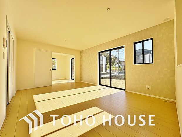 作り手の「気持ちの良いリビングでお過ごししていただきたい」という思いを感じさせます。