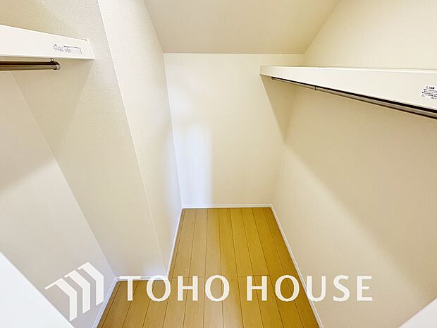 たっぷりと荷物が入るよう、ウォークインクローゼットを完備いたしました。