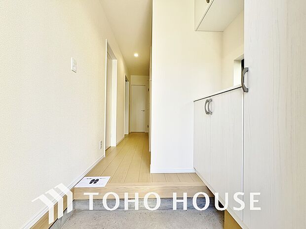 清潔感が溢れ、訪れる者すべてを「安らぎ」と「充実」で包み込みます。