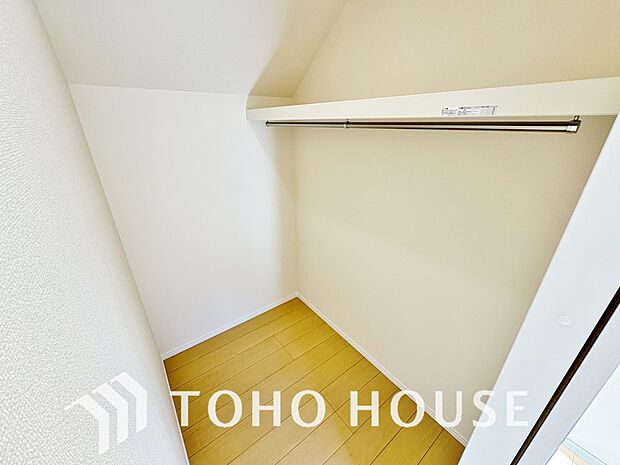 たっぷりと荷物が入るよう、ウォークインクローゼットを完備いたしました。