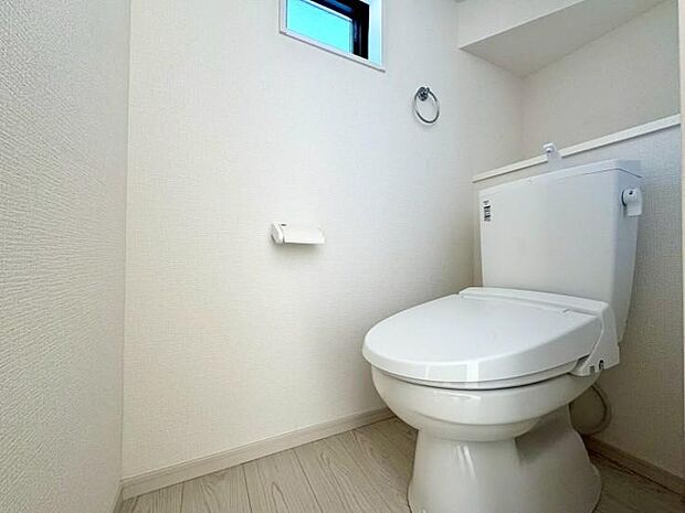 家族が毎日使うプライベートな空間。清潔で使いやすいトイレにすることで快適に過ごすができます。