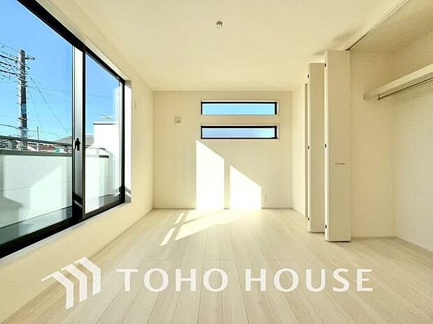 心と体をゆったりと安らげる主寝室。寝室のゆとりが大きい分だけ、暮らしの安らぎは深まります。