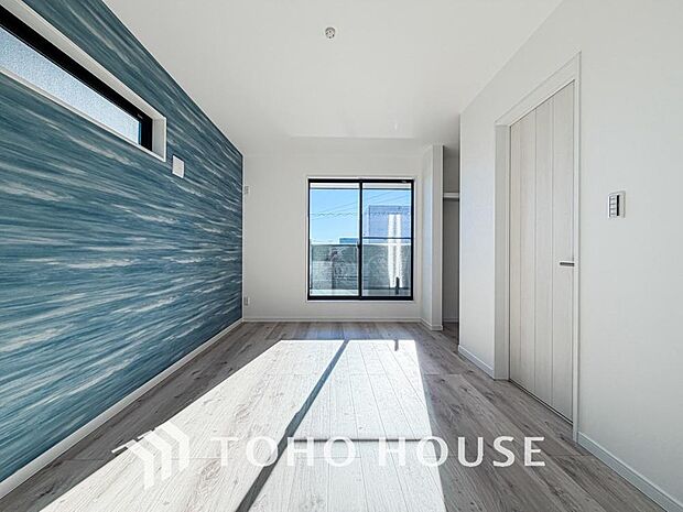 お子様の心と身体を見守る子供部屋として、小さな自立心を育むお部屋作りを見越してご覧下さい。