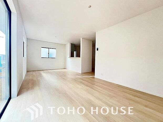 家は、ただ生活する場ではなく、笑顔の毎日、安らぎの日々のために、暮らしを愉しく、快適にする場所。