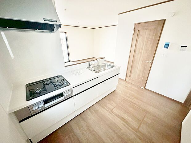 広々としたキッチンスペースで作業ができると、毎日のお料理も楽しくできそうですね。