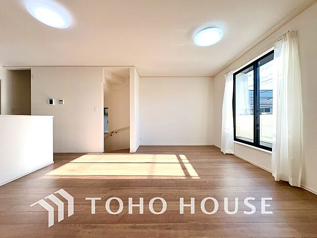 インティメイトなくつろぎを愉しむリビングルームは和やかな憩いの場となります。