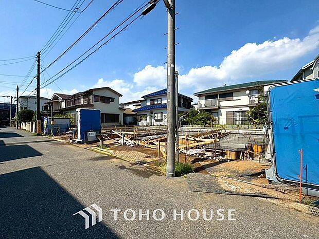 四季折々の変化を楽しめる心地よい場所。時間の経過と共に味わいが出る素敵な空間へ。