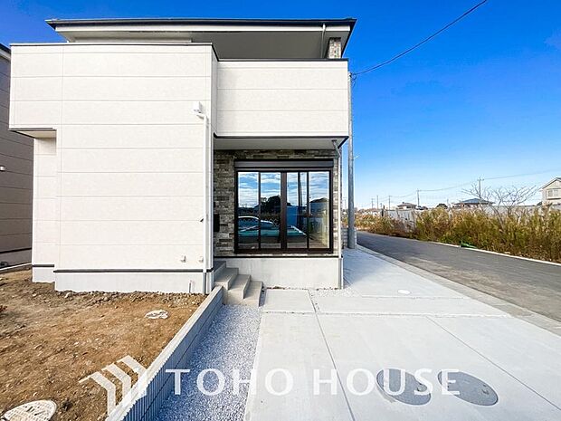 忙しく過ぎゆく日常を置き去るほど、ゆったりした時間が流れる住環境です。