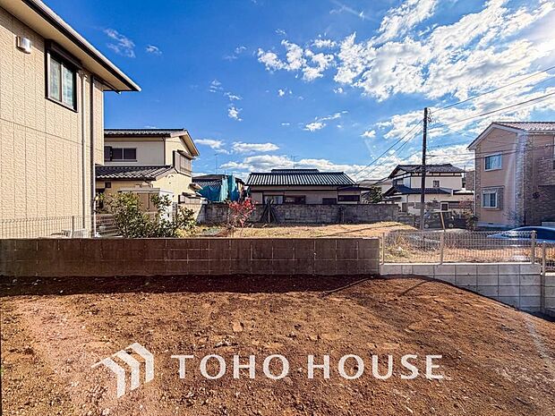 その豊かな眺望にふさわしい空間には、通風・採光にも優れ、心地よい光と風があふれています。