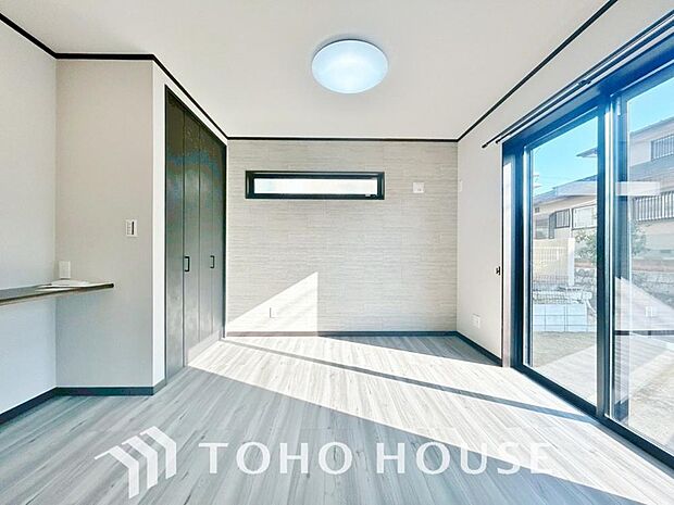 心と体をゆったりと安らげる主寝室。寝室のゆとりが大きい分だけ、暮らしの安らぎは深まります。