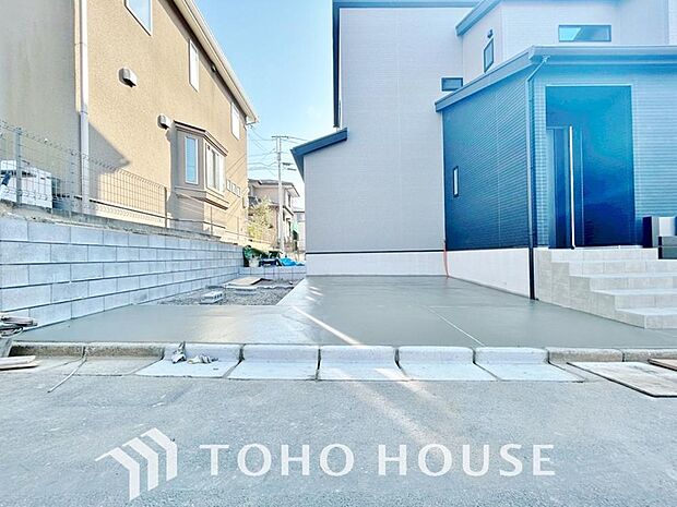 自転車やバイクなど、ゆとりのある敷地で置き場所に困ることはないでしょう。