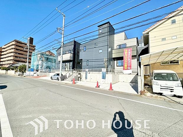 陽光に愛され、家族に包まれた本邸宅は、どんなに月日が経ってもオンリーワンに輝き続けます。