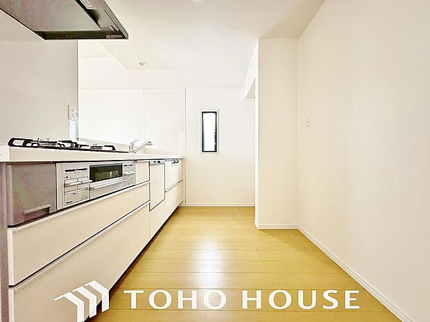 お料理の上手な方が、独壇場でお料理の腕を披露するスタイルに向いているキッチンです。