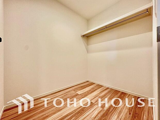 お子様のおもちゃやゴルフバック等、大きなお荷物をお持ちの方やお荷物が多い方でも安心のスペースです。