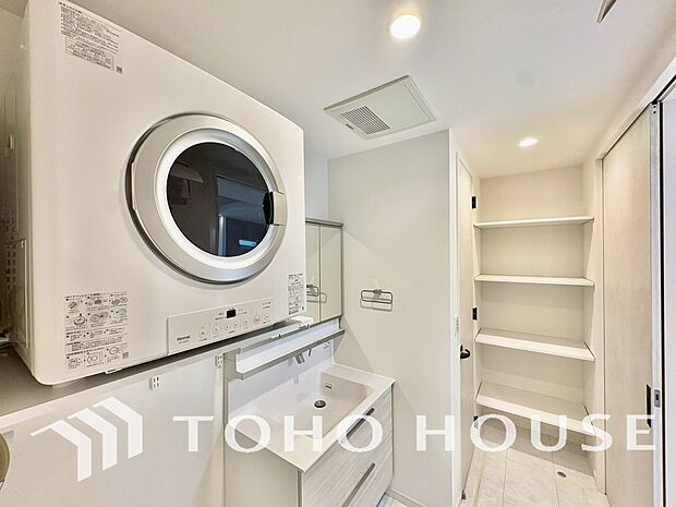 ガス衣類乾燥機「乾太くん」を完備しております。