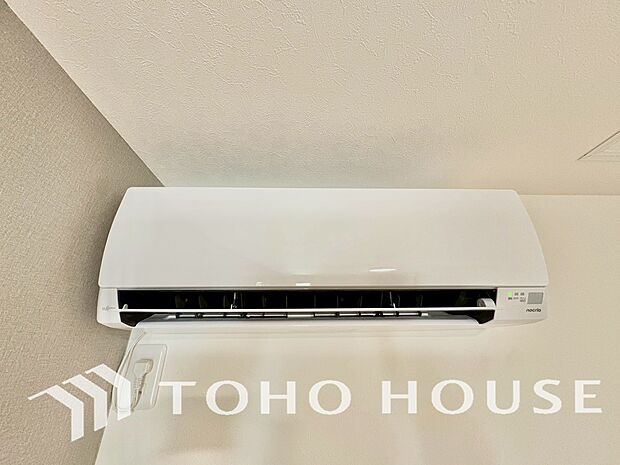 設置済みのエアコンは工事などの初期費用がカットできるので嬉しいですね。
