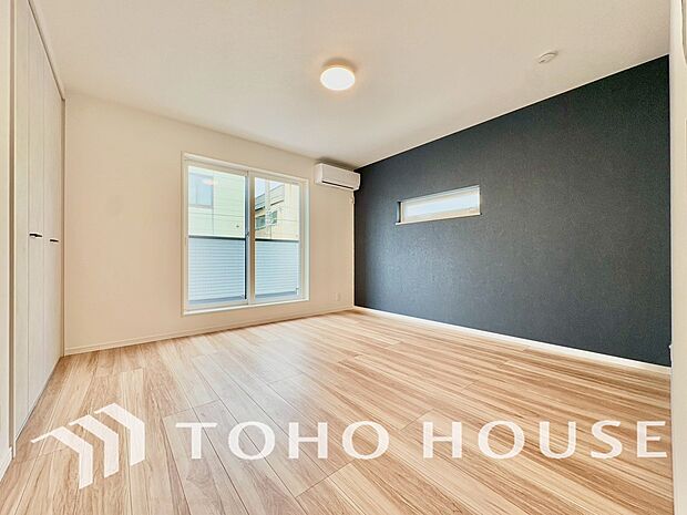 心と体をゆったりと安らげる主寝室。寝室のゆとりが大きい分だけ、暮らしの安らぎは深まります。