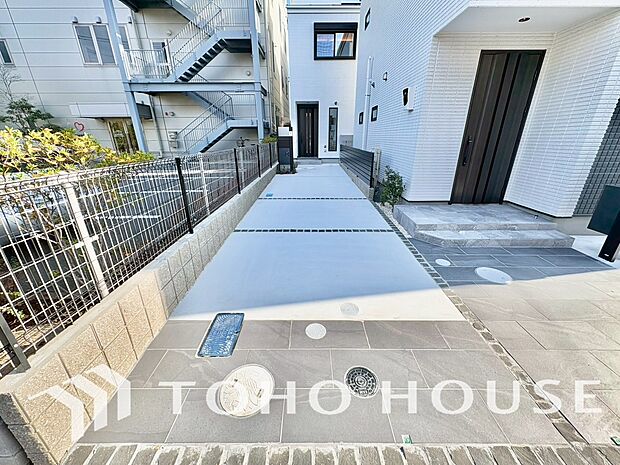 自転車やバイクなど、ゆとりのある敷地で置き場所に困ることはないでしょう。